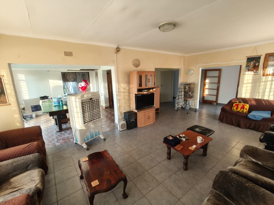 4 Bedroom Property for Sale in Protea Park North West